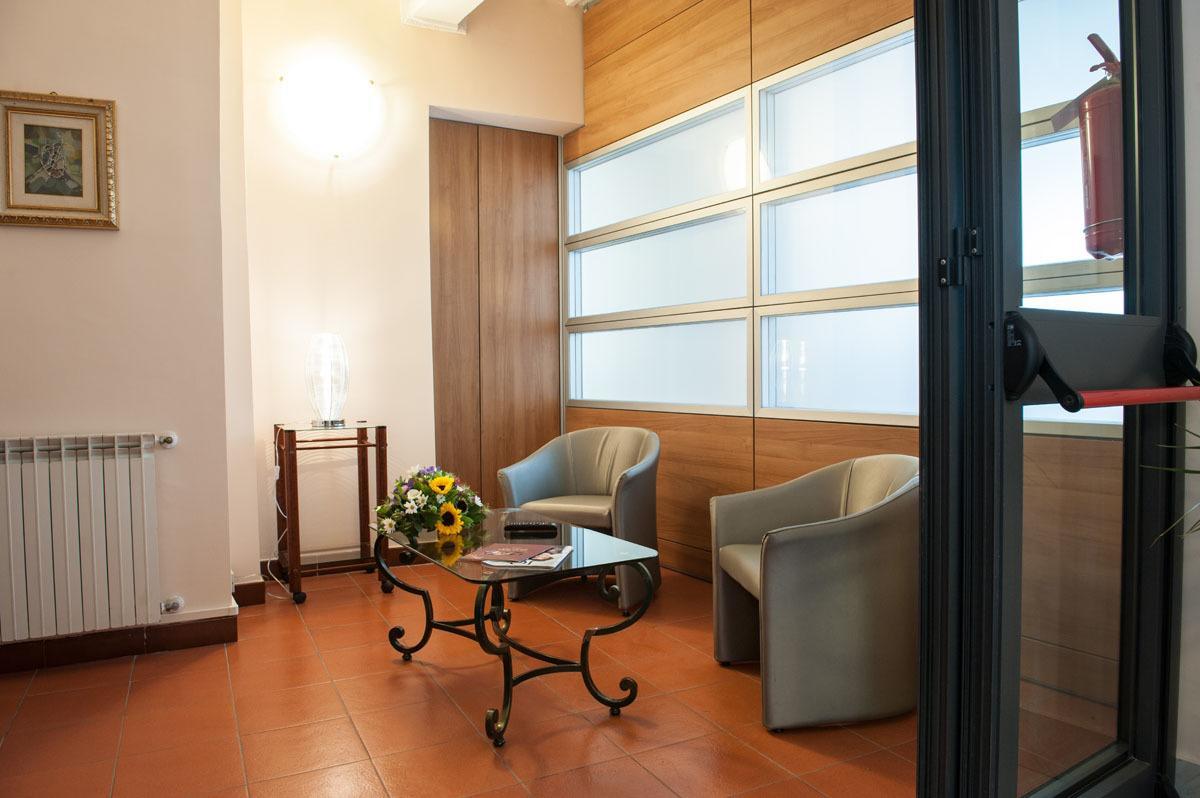 Hotel Capranica Exterior photo